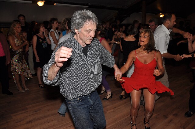 min 2008 10 05 station danse 084